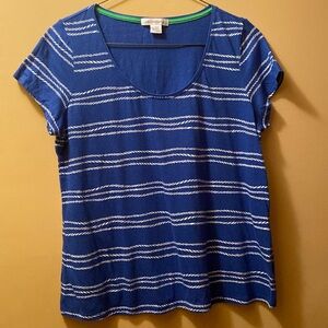 💙Liz Claiborne Large blue white striped. Scooped neck.